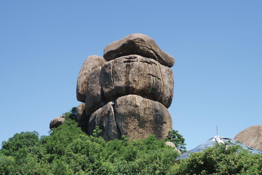 Kit Mikayi Rock Kenya